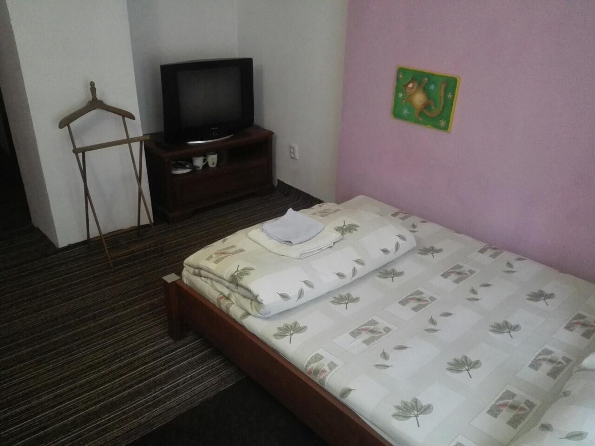 Hotel Harmony On Andrew Descent à Kiev Extérieur photo